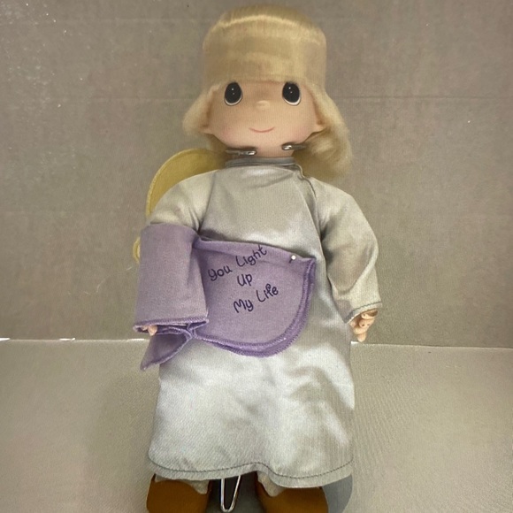 Precious moment, dolls, musical, angel plays you, light up my life - Picture 1 of 5